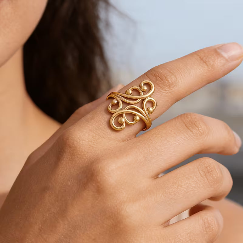 Swirl elegance rings