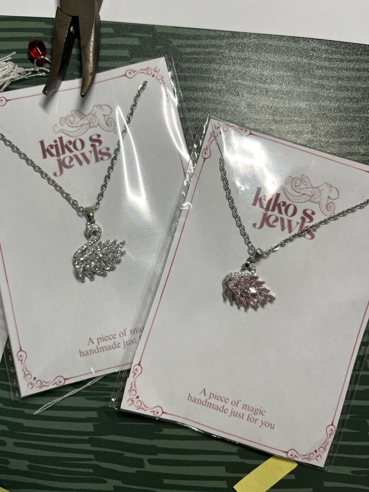 Silver swan necklace