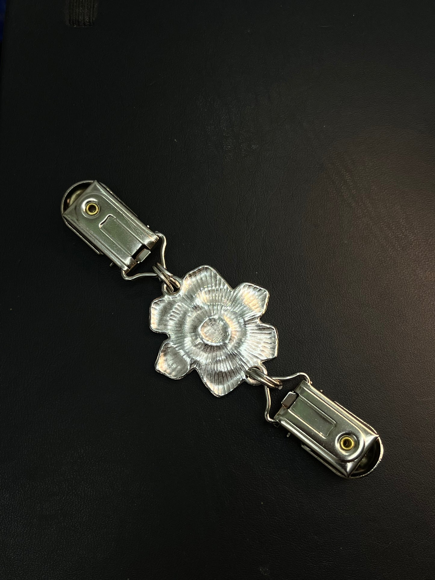 Rose Tightening Clip