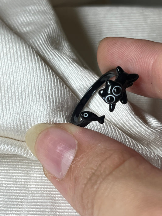 Playful Cat & Fish Ring