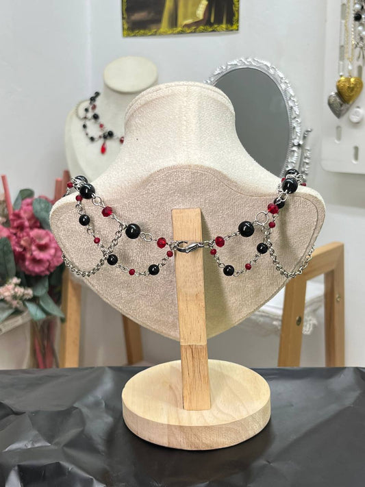 The Vampire's Kiss Necklace