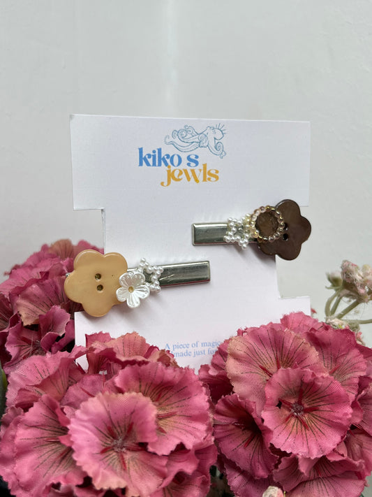 Brown buttons hair clips set