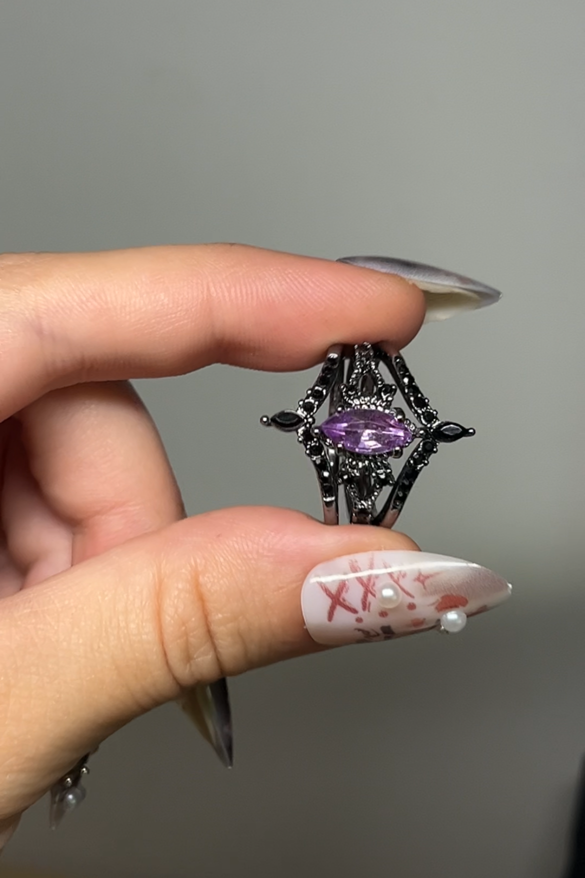 Purple glow gothic ring set