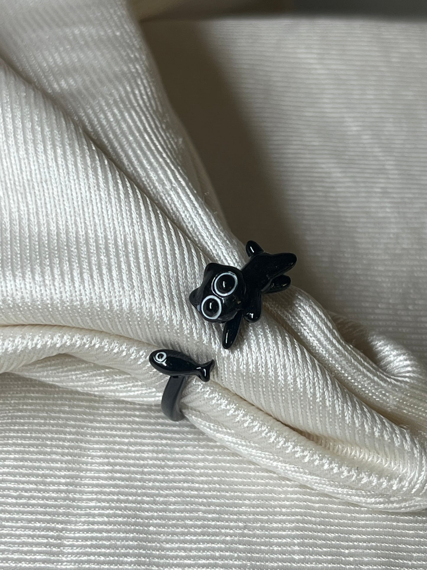 Playful Cat & Fish Ring