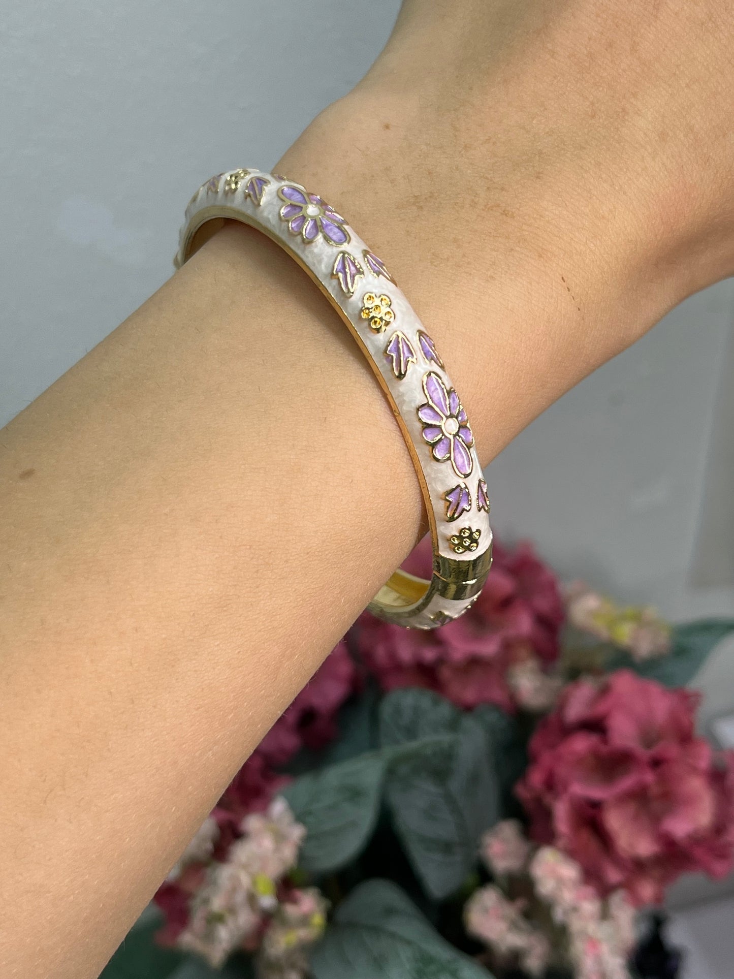 Enchanted Ivory & Lilac floral Bangle