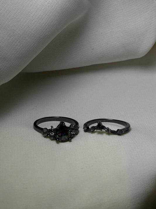 The Obsidian Iridescent Crown Set