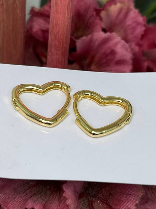 The Love Note Golden Heart Huggies