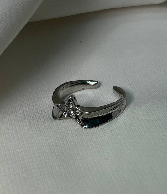 The Crystal Comet Ring