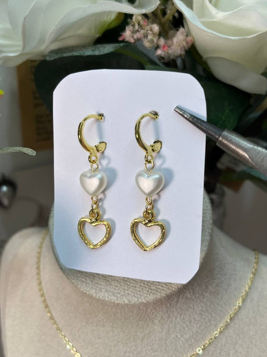 Sweet-heart Golden earrings