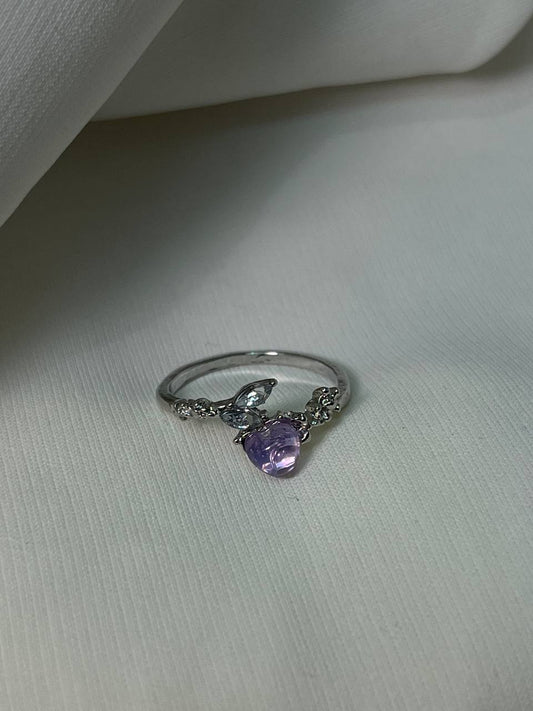 The Lavender Vine Ring